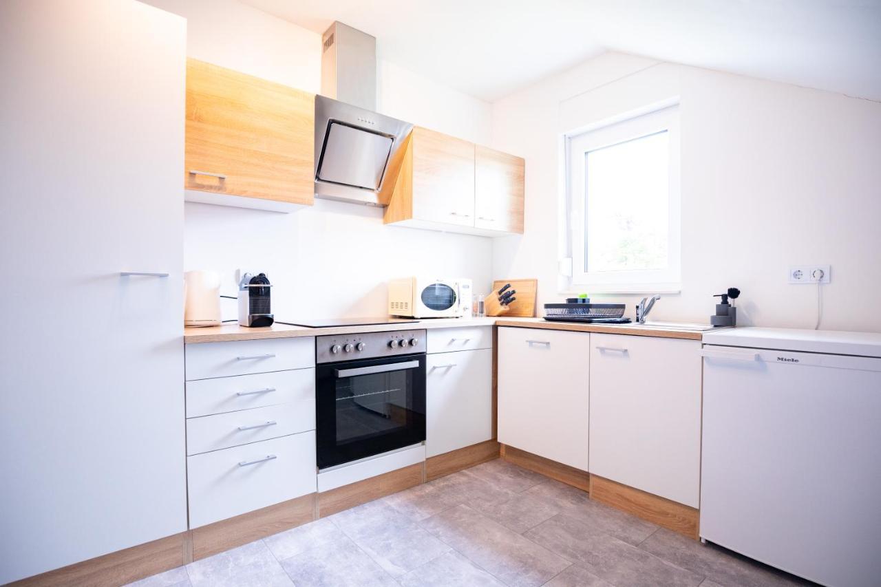 Design-Ferienwohnung In Kelberg Am Nuerburgring: Platz Fuer 6, Kueche, Wifi, Netflix Buitenkant foto